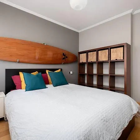 Apartamento Soleado, Aparcamiento Gratuito, A Pie Del Centro * Οβιέδο